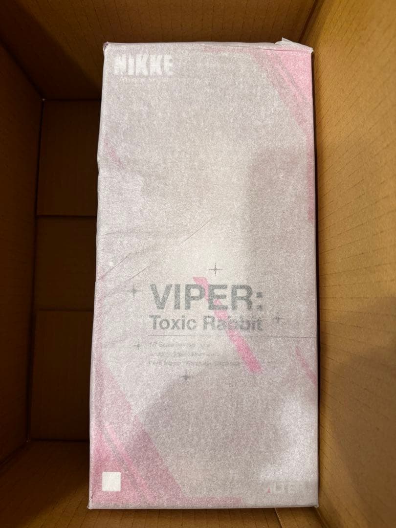 勝利の女神：NIKKE バイパー：トキシックラビット 1/7 完成品フィギュア