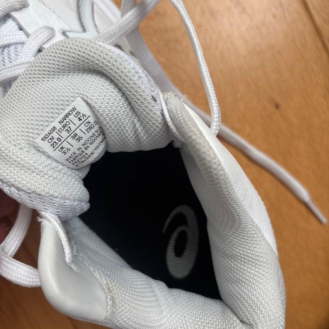 美品　asics バスケットボール　シューズGELHOOP ナロー スリム