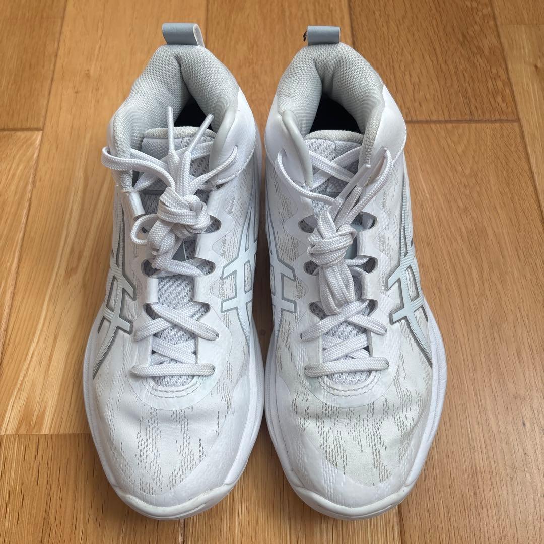 美品　asics バスケットボール　シューズGELHOOP ナロー スリム