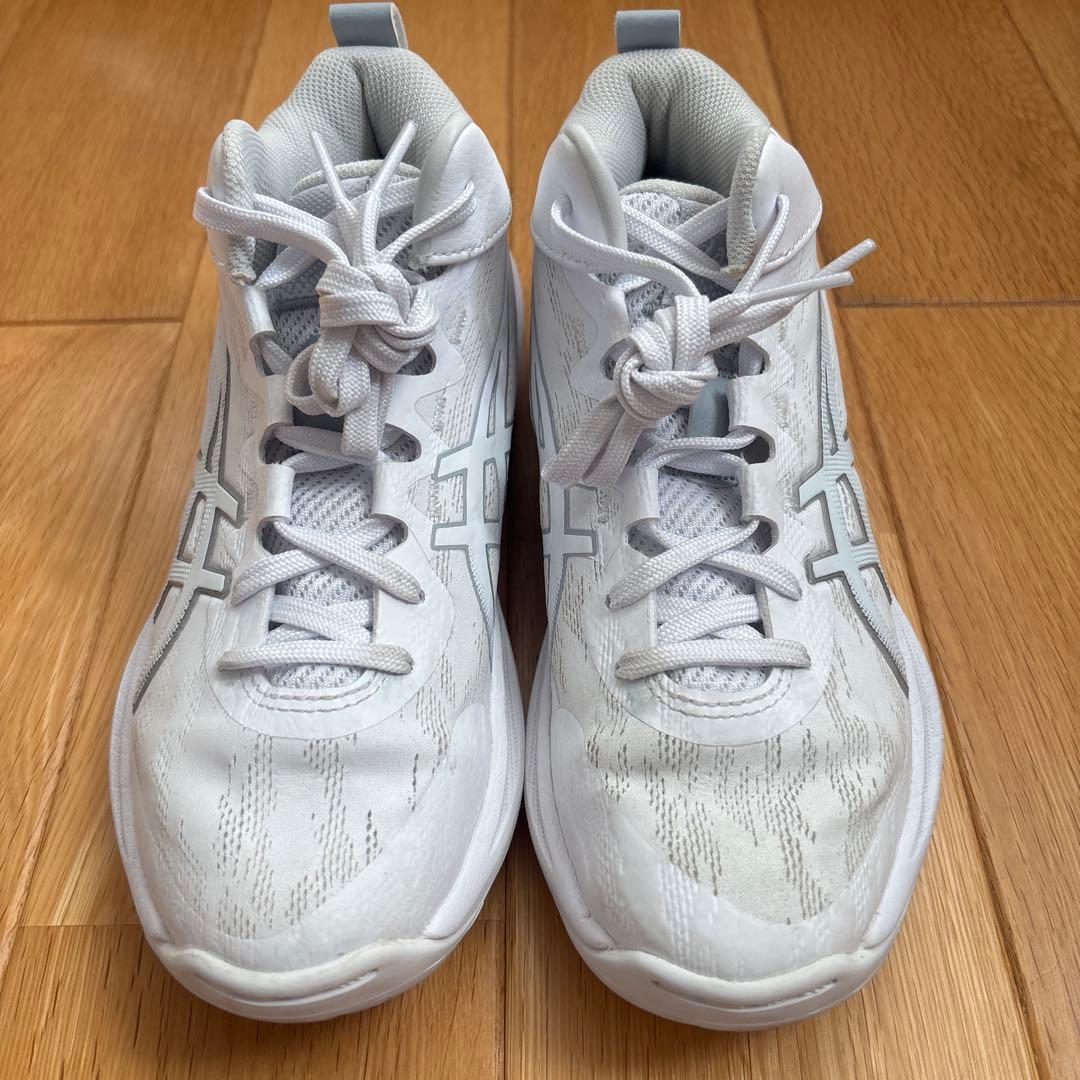 美品　asics バスケットボール　シューズGELHOOP ナロー スリム