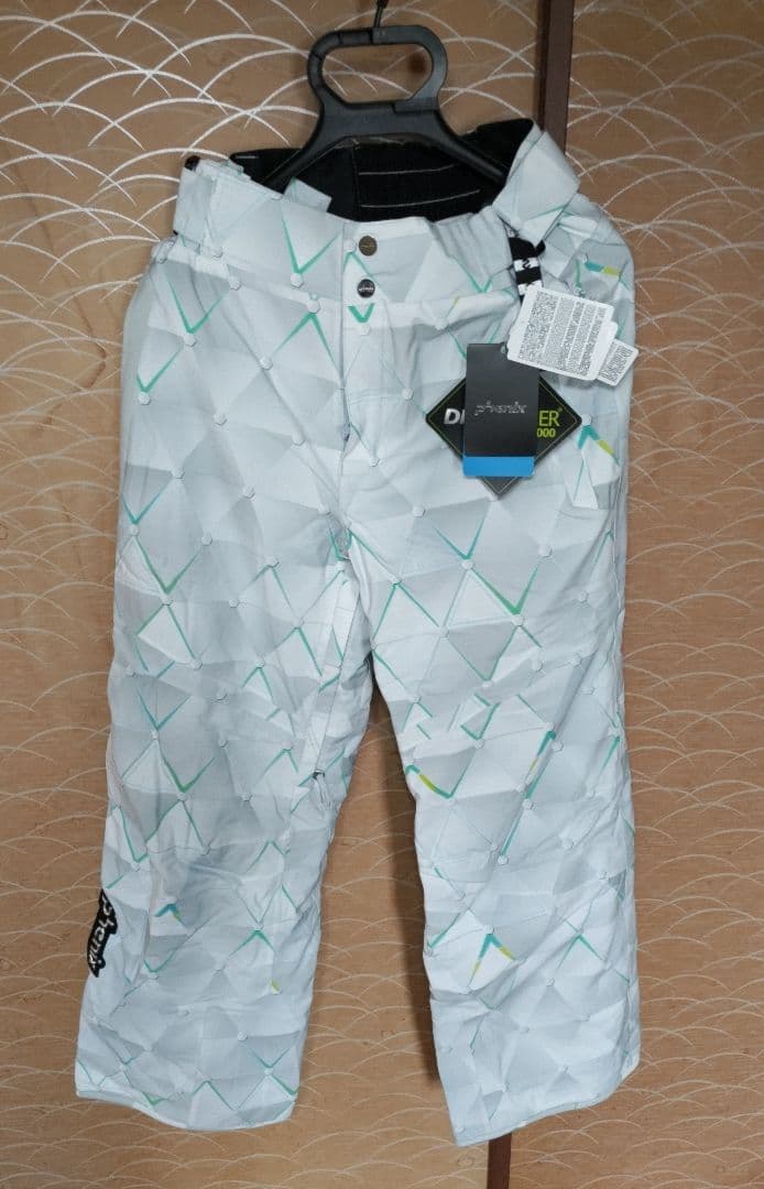 c 新品タグ付き Phenix フェニックス パンツ