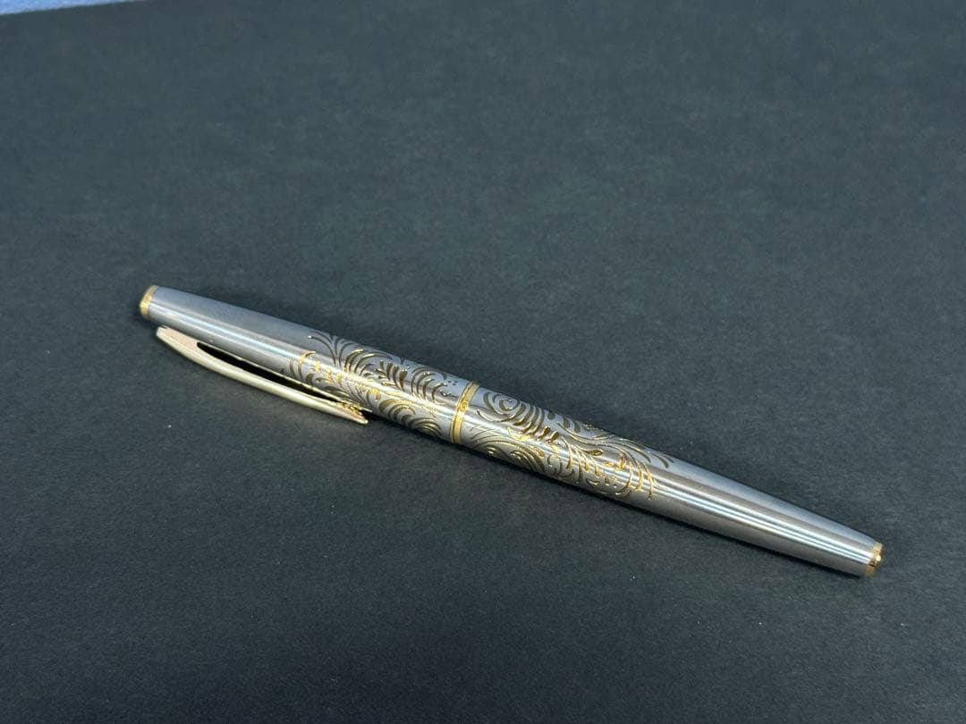 専用になりますPILOT パイロット　レディ 唐草模様 アイボリーカバー 18K