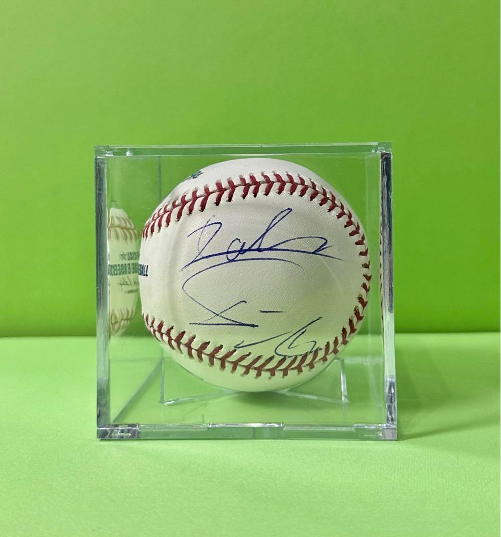 日米通算200勝　ダルビッシュ有　直筆サインボール