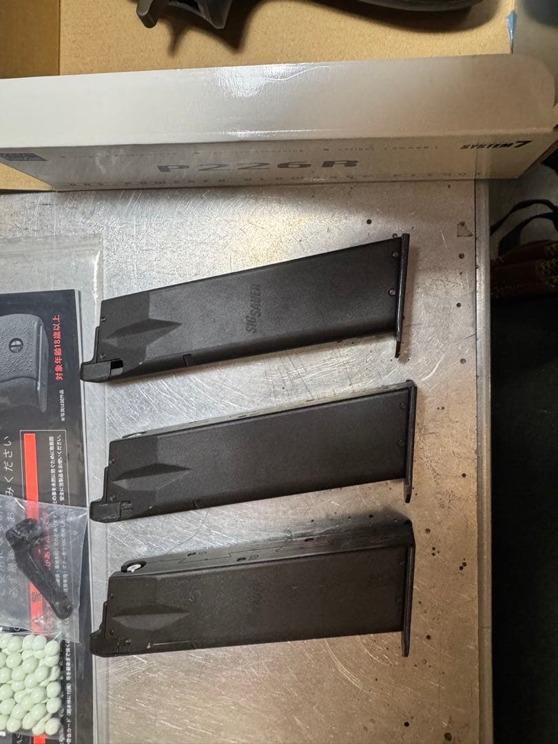 KSCP226RHW 中古品使用回数少 実物グリップスライドグレー塗装予備マグ付