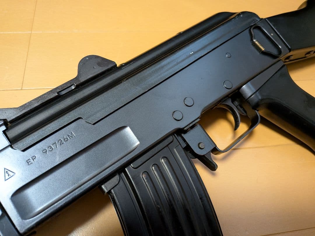 東京マルイ　 AK47 βスペツナズ　電動ガン