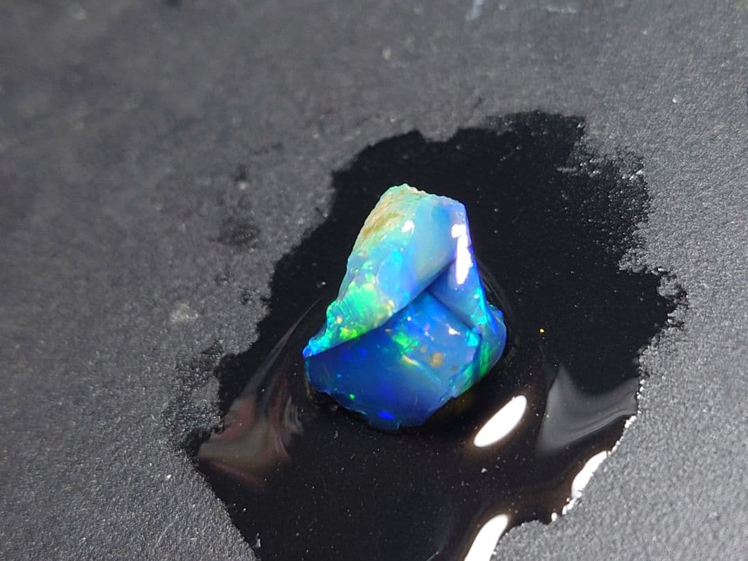 エチオピア　ウェロ産　チョーク　オパール　原石　鉱物標本