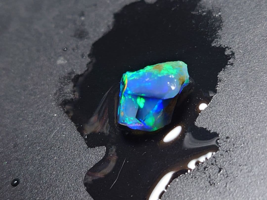 エチオピア　ウェロ産　チョーク　オパール　原石　鉱物標本