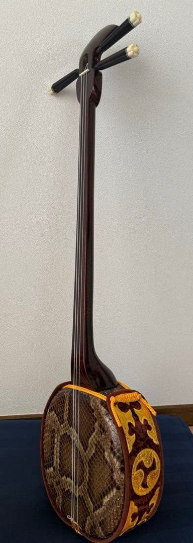 希少！輪島塗の沖縄三線本体