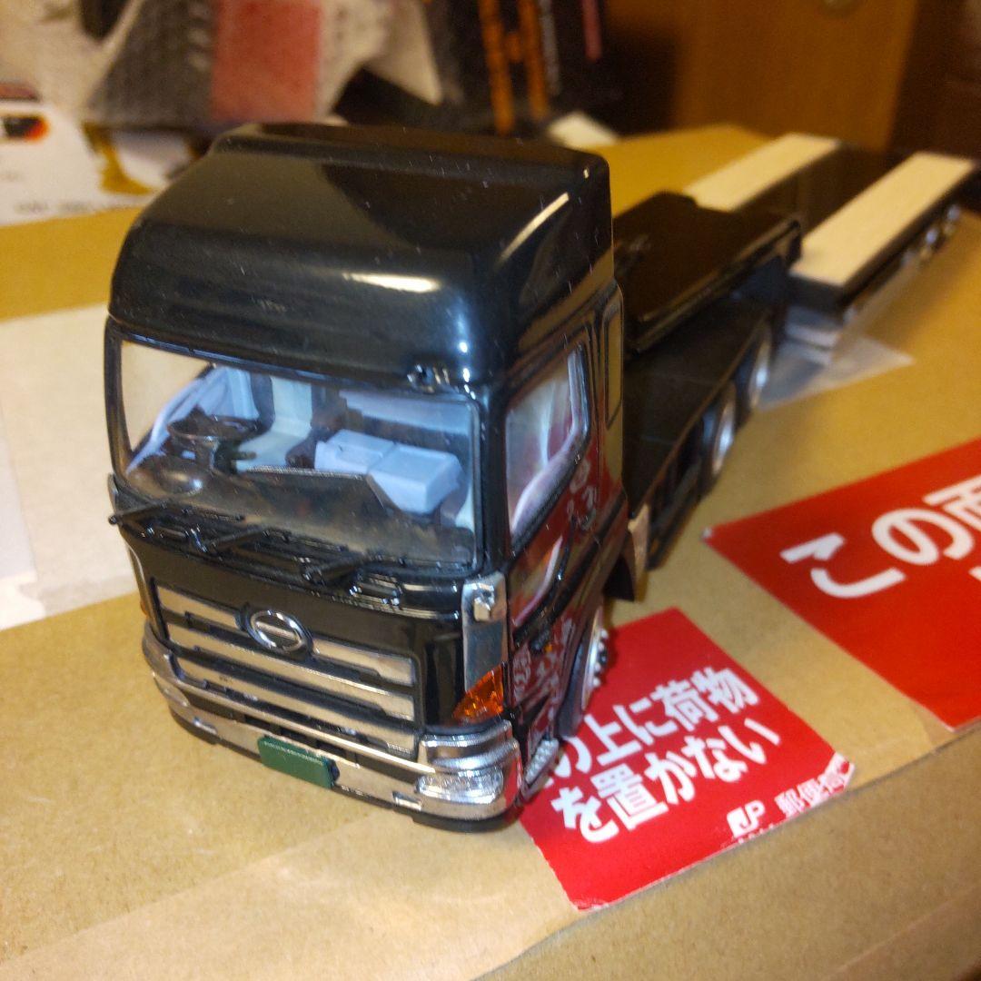 ケンクラフト　日野プロフィア　トラクタヘッド 1/50