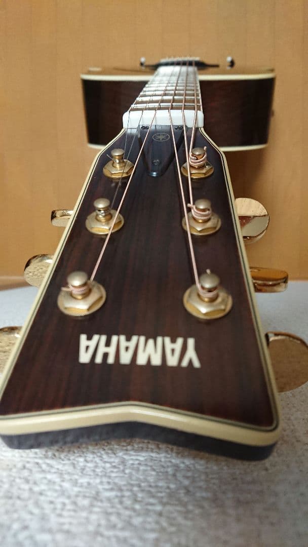 YAMAHA「L-10ES」アコースティックギター(エレアコ)　ヤマハ　HC付き