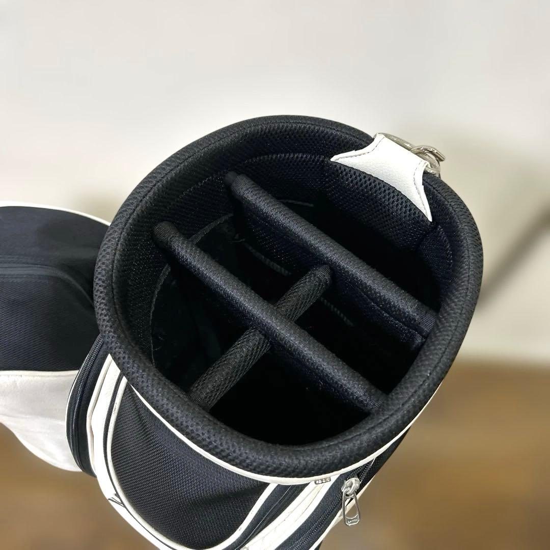 スリクソン　9.5型キャディバッグ　ホワイト系色