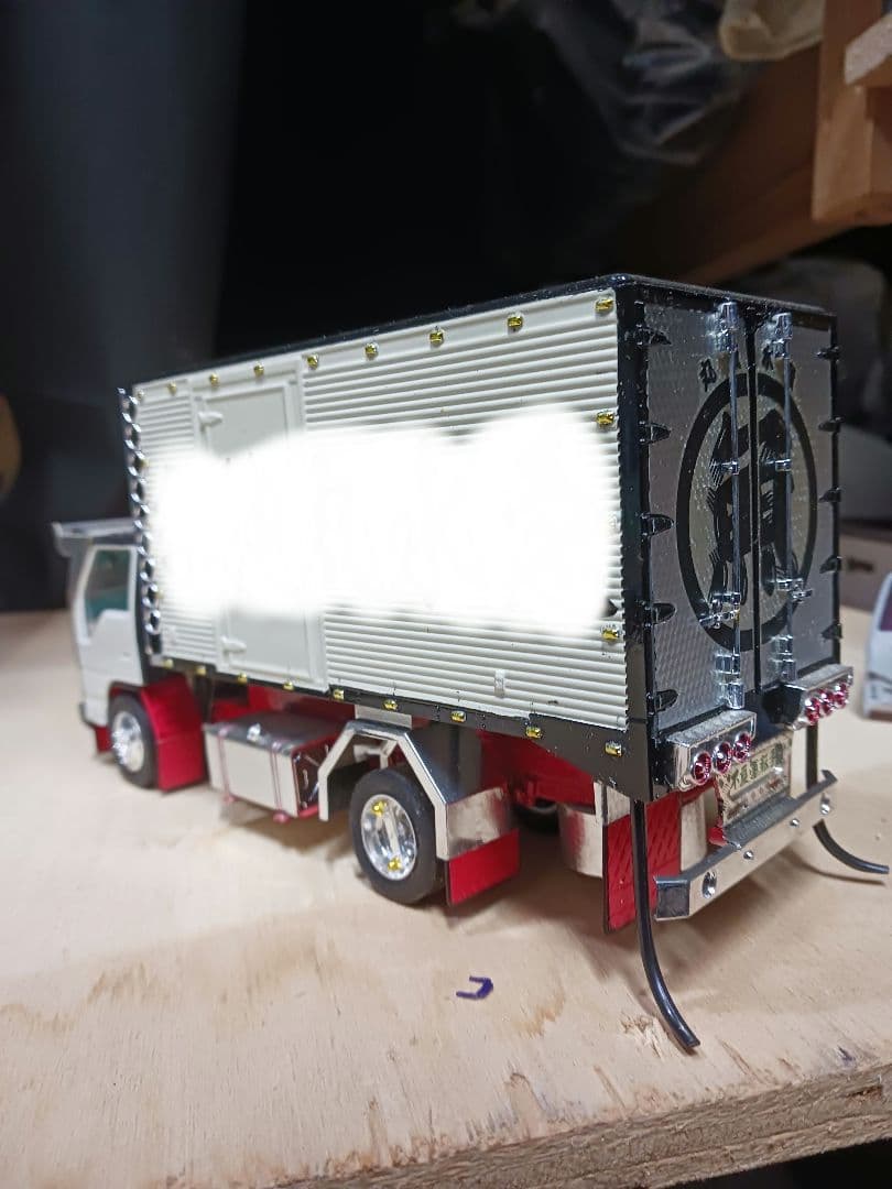 1/32アオシマデコトラプラモデル/ダンプ、2t箱車2台セット