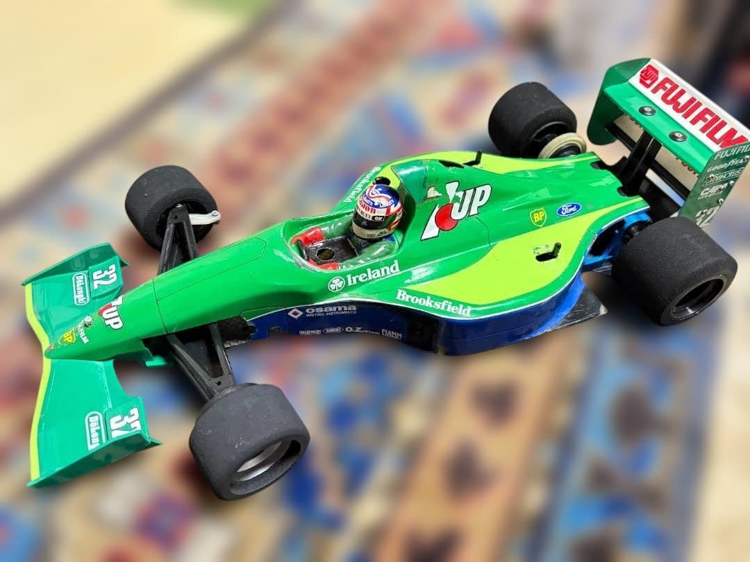 タミヤ 1/10RC F103 カスタムシャーシ 完成品 ジョーダン191ボディ