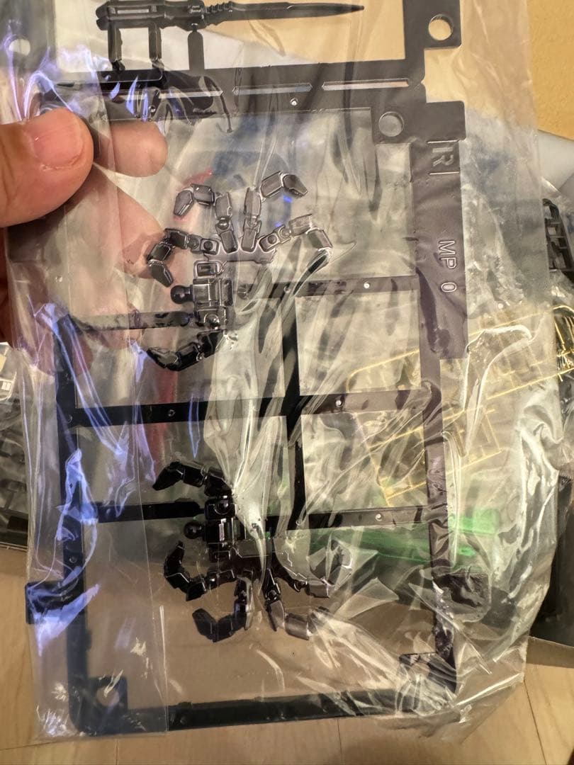 ガンダムSEED・PGパーフェクトストライクメッキ塗装済みキット