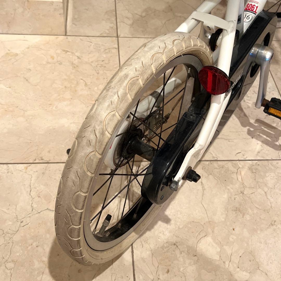 ルイガノキッズバイクホワイト16インチ ※湘南東部近辺でお取引き可能な方（土日）