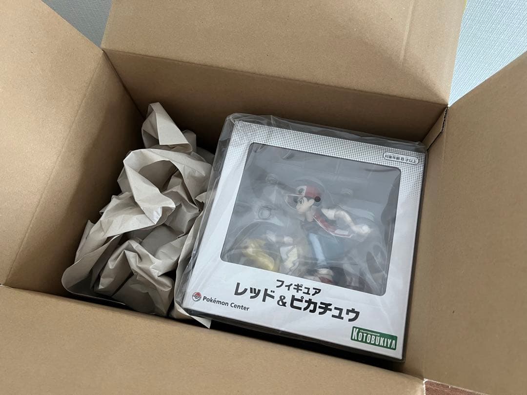 ポケモンセンターオリジナル フィギュア レッド＆ピカチュウ 1/8 完成品フィ…