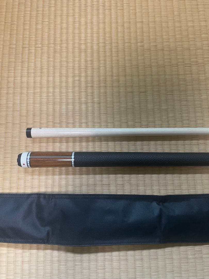 ビリヤードキュー ユニバーサル製