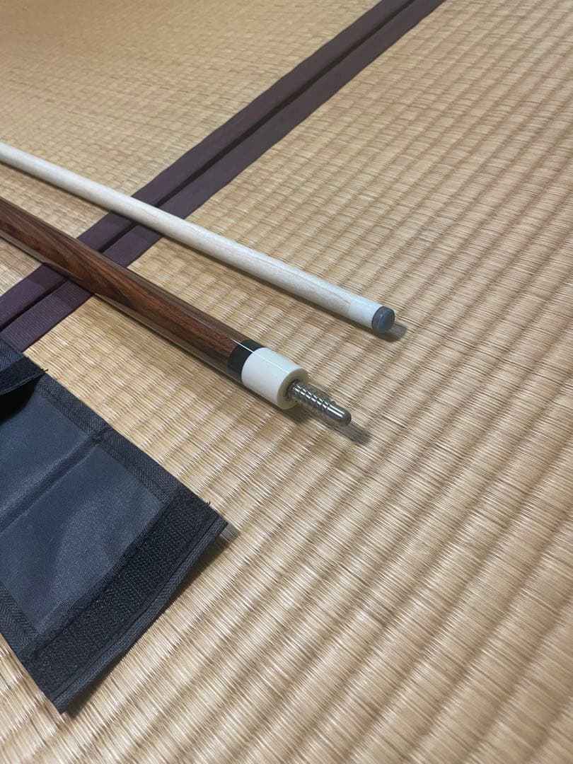 ビリヤードキュー ユニバーサル製