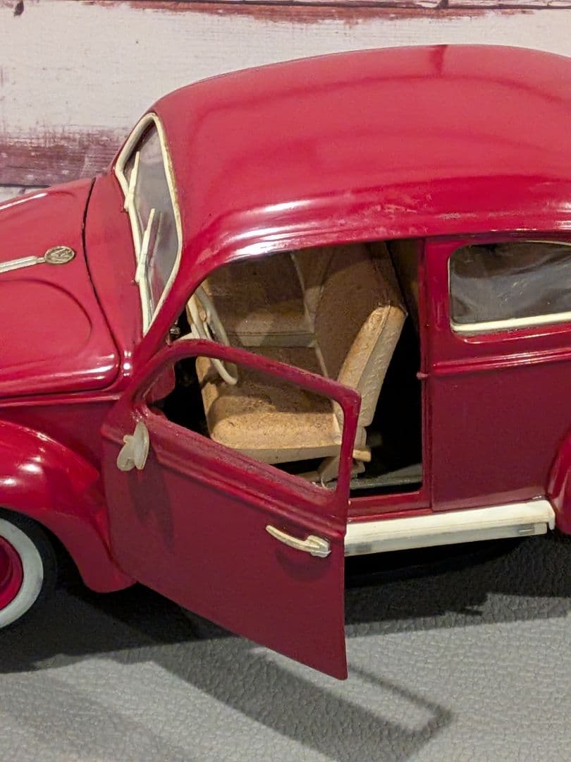 burago ブラーゴ ワインレッド ビートル 1/18 レトロ