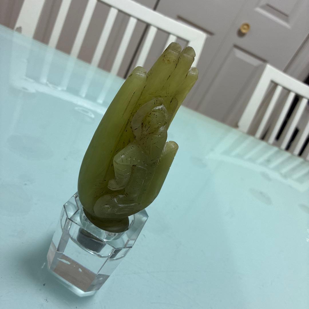 如来佛手 孙悟空 古玉 出土物 ？ 翡翠？ ￼