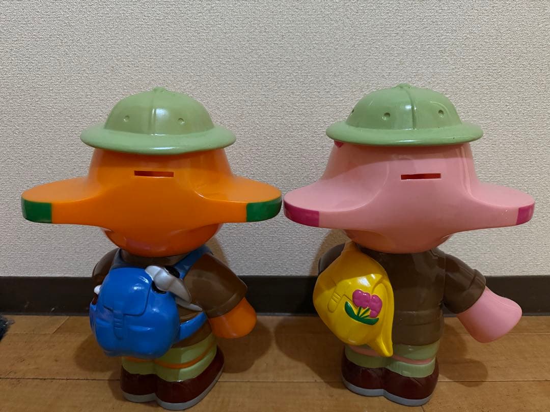 【当時物】希少　サトちゃん　サトコちゃん　探検家　貯金箱　２体セット 30cm