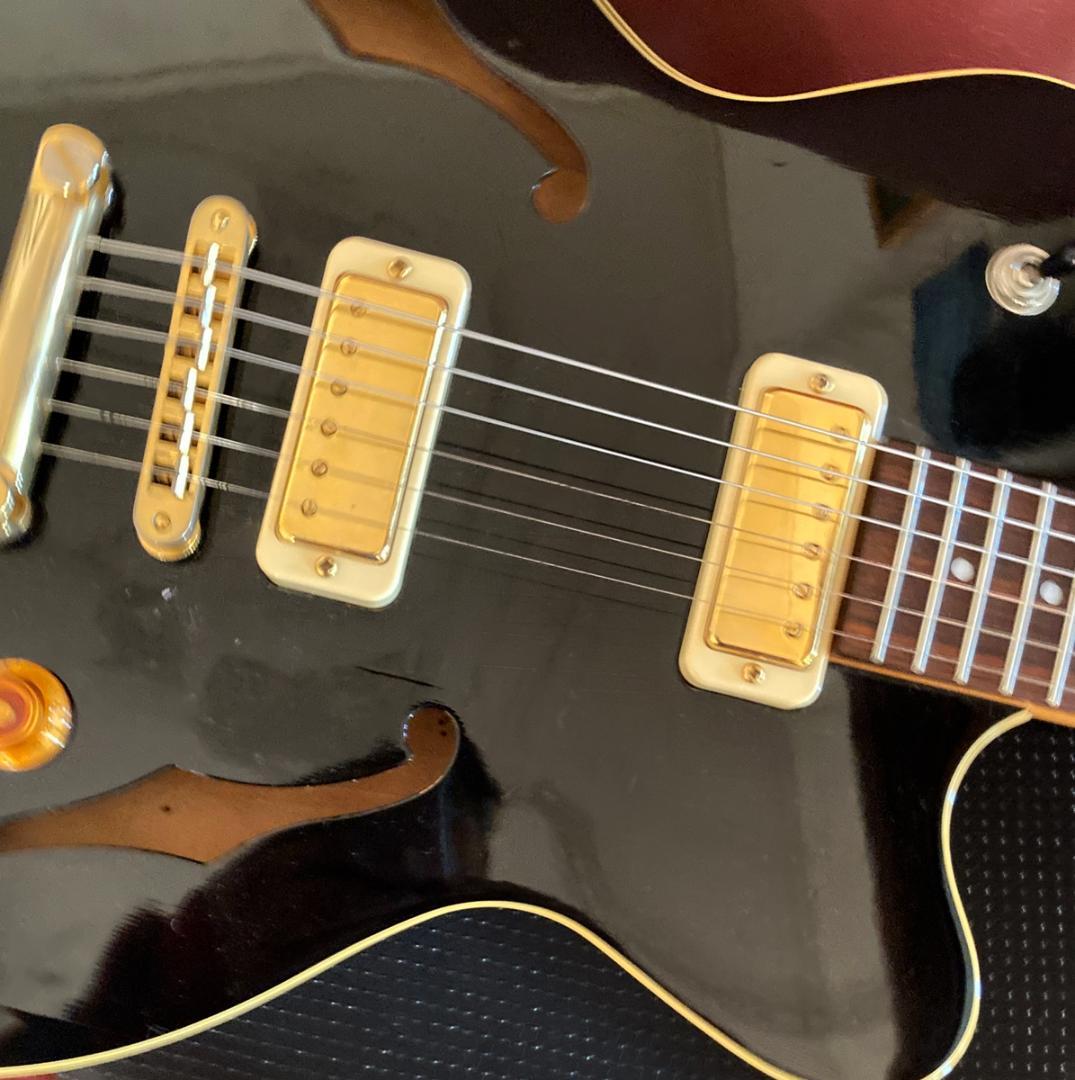 YAMAHA AEX520 セミアコ