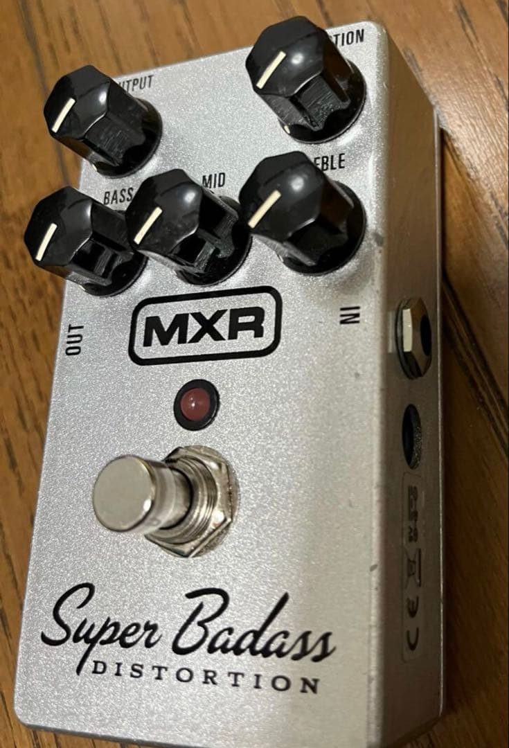 弦楽器 super badass distortion MXR