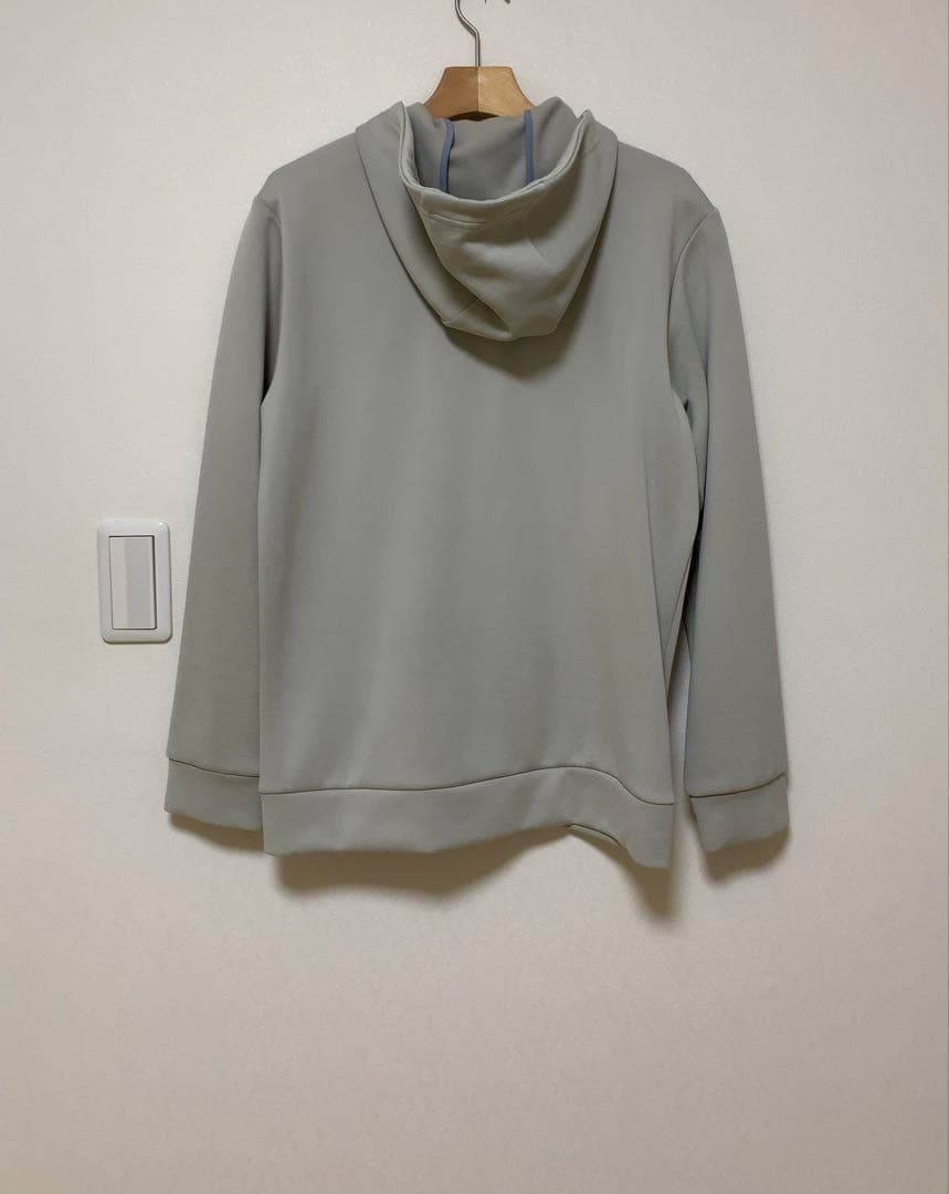 ゼロハリバートン　滑らかパーカー　サイズ