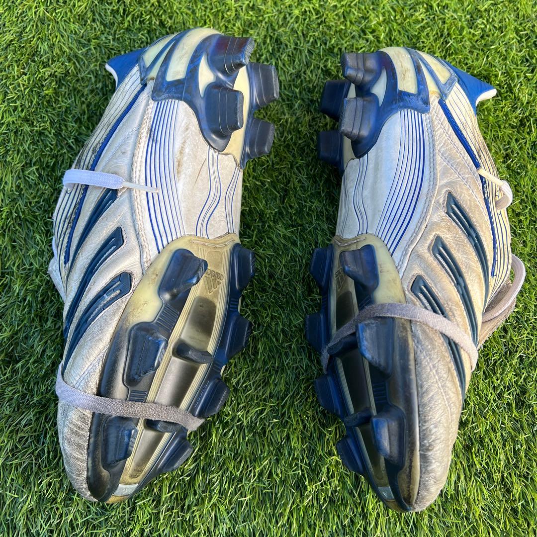 サッカースパイク　アディダス　プレデターアブソリュート　FG