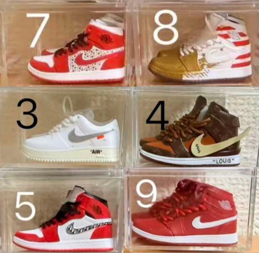 ７番の3と4、２番の7と8、3番の5と9、透明ケース*3、黒色蓋付き*3