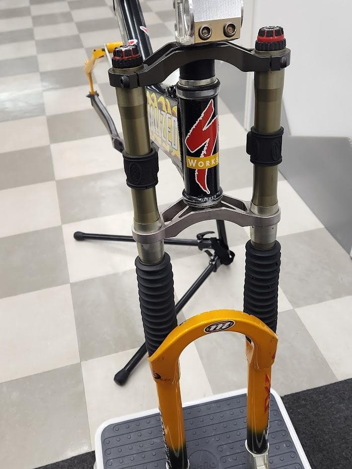 中古 スペシャライズド FSR ショーンパーマーモデルフレームセット