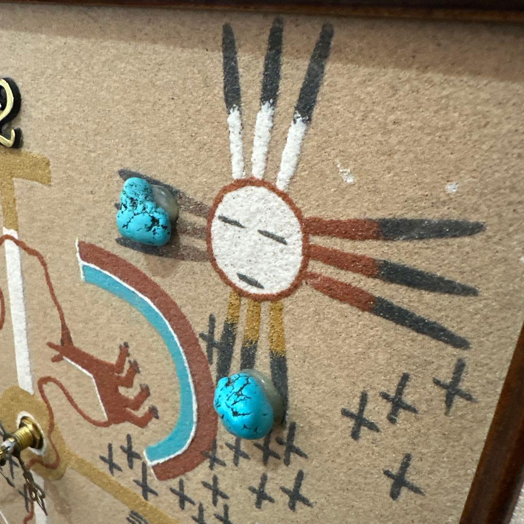 ナバホ族 サンドアート 壁掛け時計 サンフェイス カチナドール 44×44cm