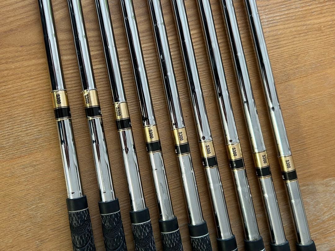 Titleist 681 アイアンセット　2〜9番、P 9本