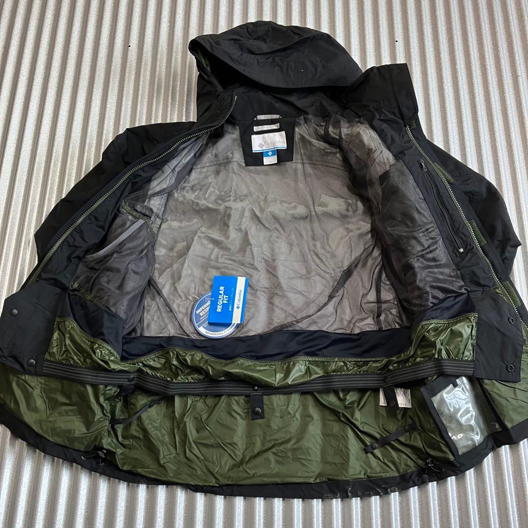 未使用　コロンビア　スノボウェア　S 上着　ジャケット　アウター　メンズ　黒