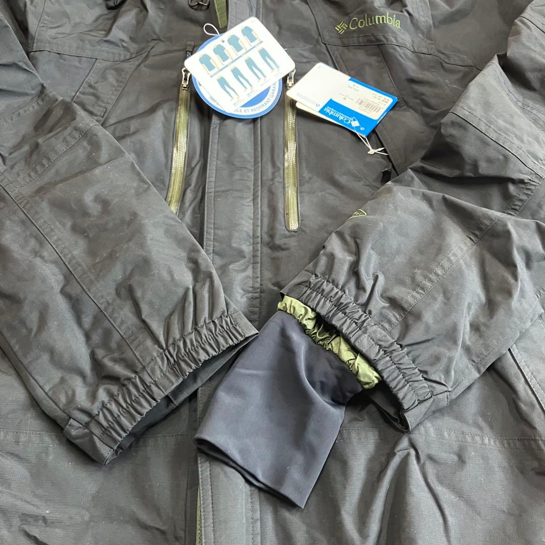 未使用　コロンビア　スノボウェア　S 上着　ジャケット　アウター　メンズ　黒