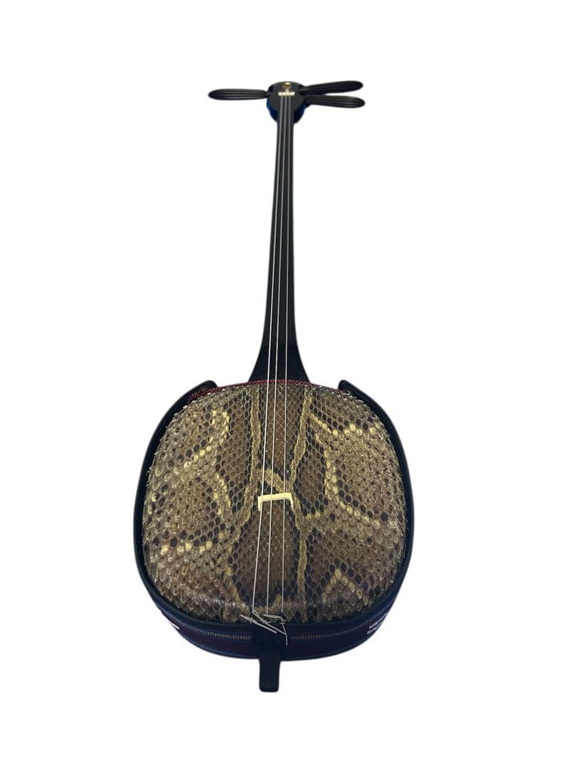 美品　琉球　 沖縄三線 蛇皮 民族楽器　沖縄伝統楽器　バチ・ソフトケース付き