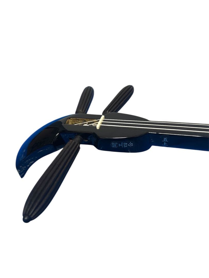 美品　琉球　 沖縄三線 蛇皮 民族楽器　沖縄伝統楽器　バチ・ソフトケース付き