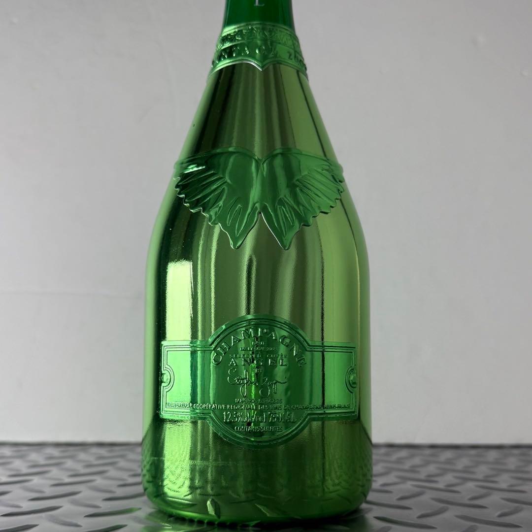 エンジェル　シャンパン　ヴィンテージ グリーン　2005 ケース付き　527