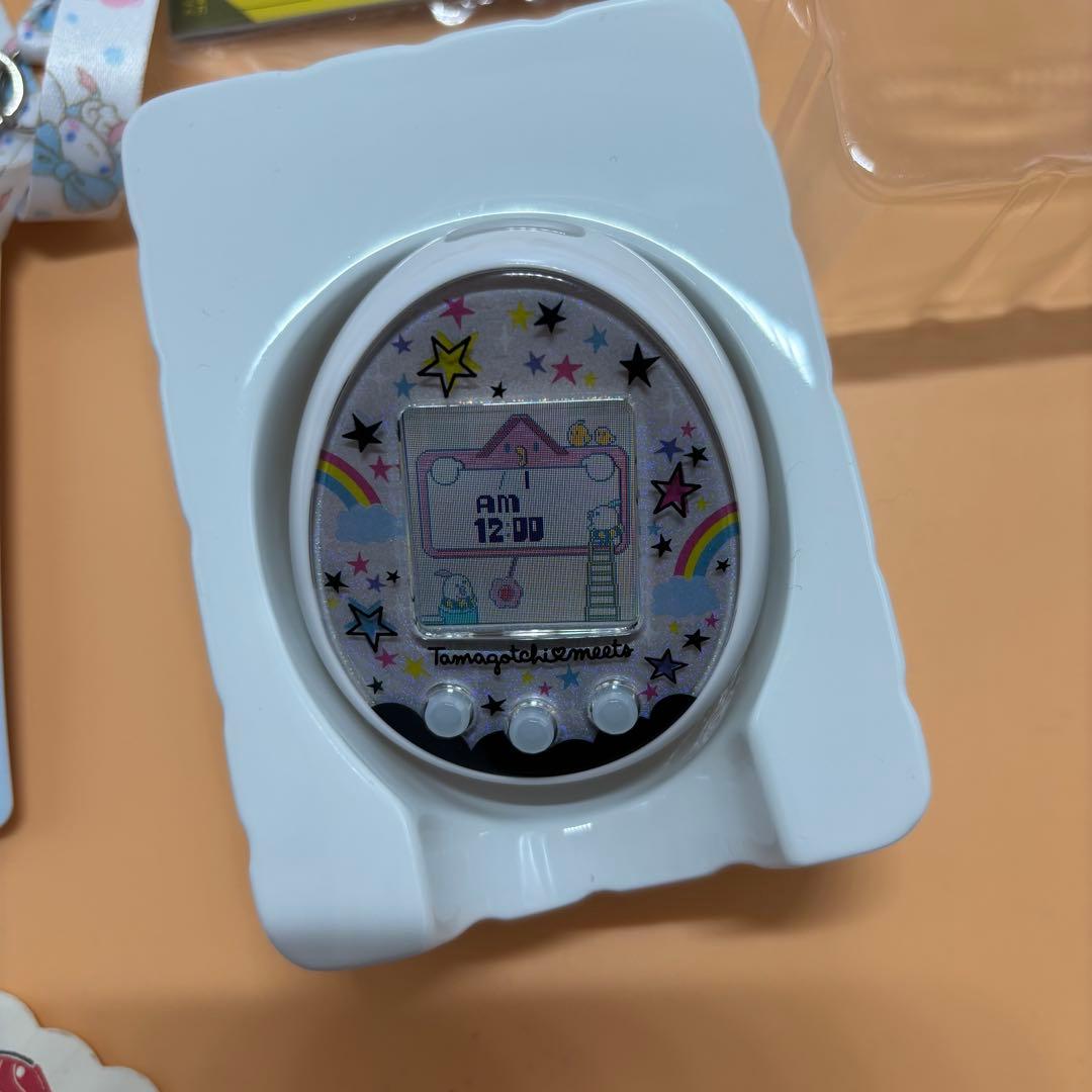 たまごっちみーつ マジカルみーつver. 限定ホワイト　ストラップ付き