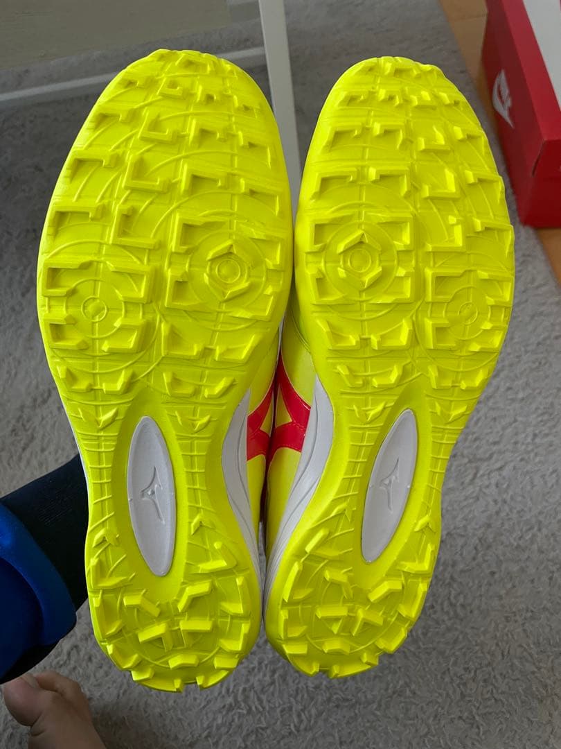 サッカースパイク　ミズノ　モレリア2JAPAN 限定カラー