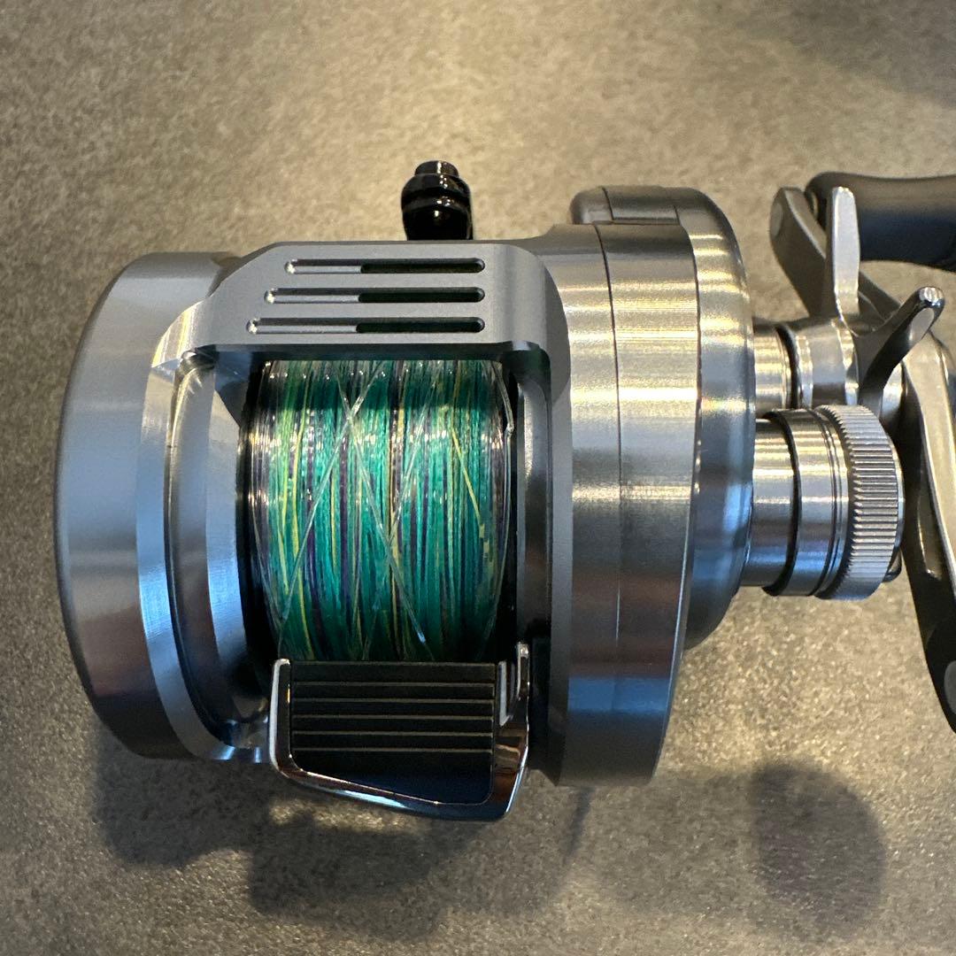 【新品】 SHIMANO カルカッタコンクエストDC 200HG