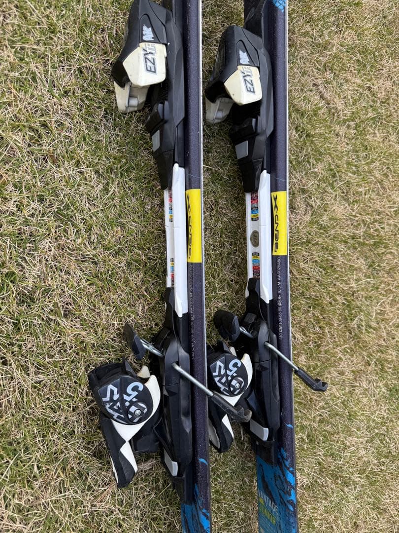 Atomic スキー板 X12 青 キッズ 子供 ジュニア ストック付き