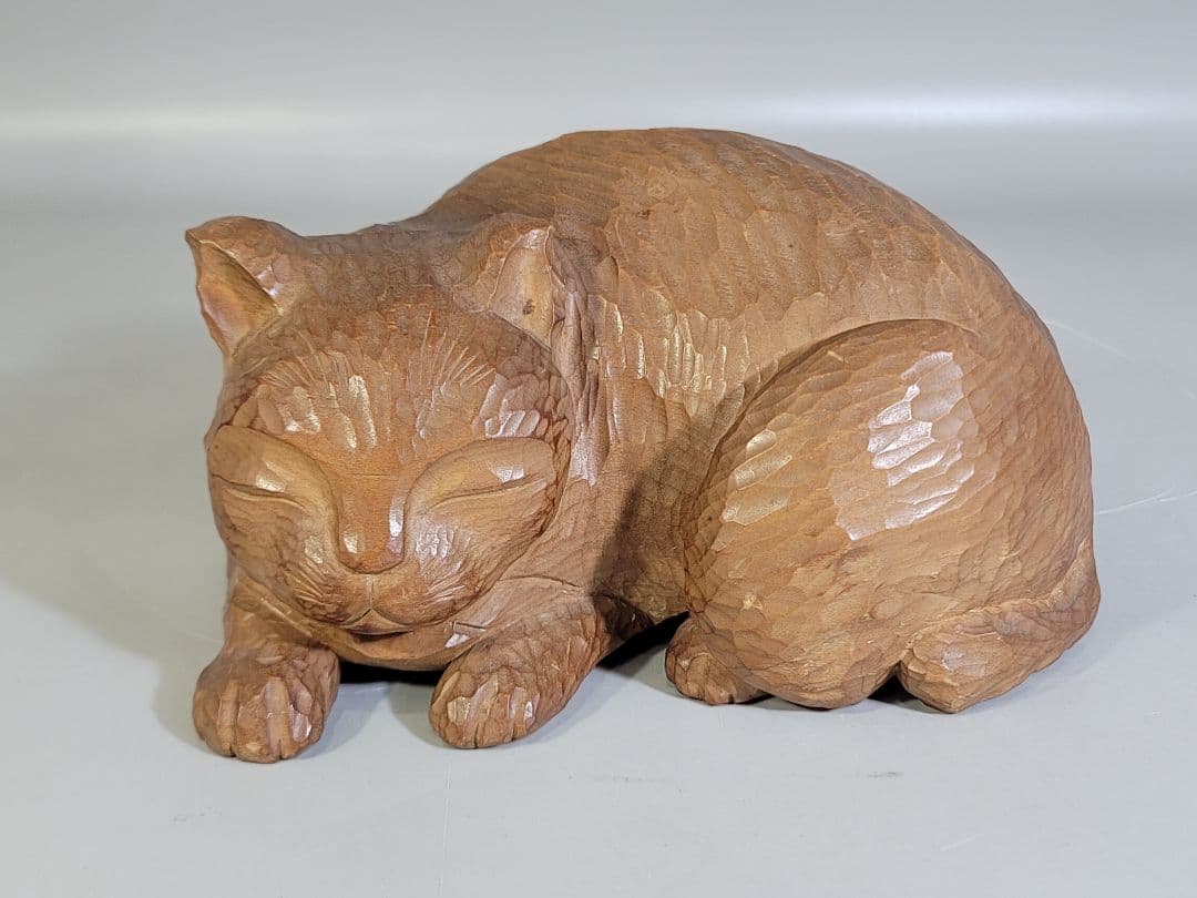 DT539 眠り猫 木彫 置物