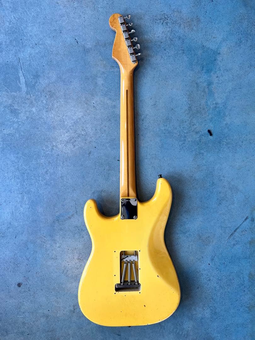 Fender USA American Vintage 57 ストラトキャスター