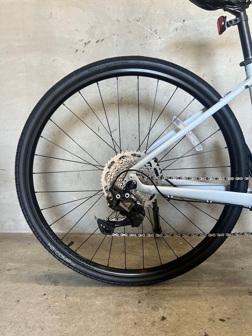 クロスバイク　 TREK FX2 DISC トレック　FX2 2025年モデル