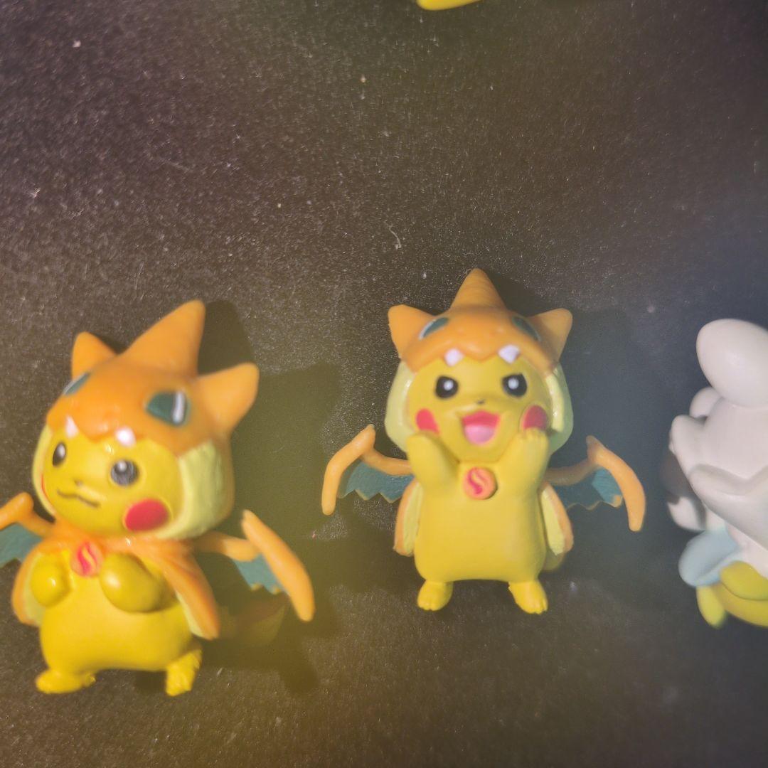 ポンチョピカチュウ フィギュア セット