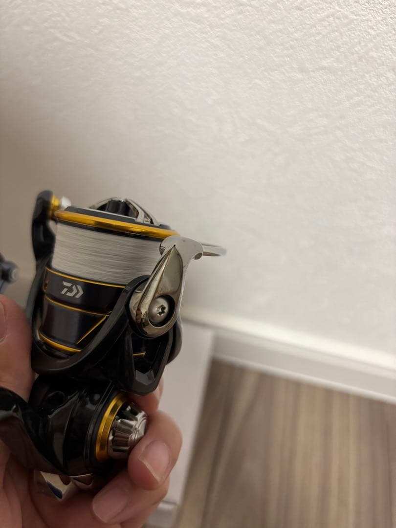 CALDIA FC LT2000S スピニングリール