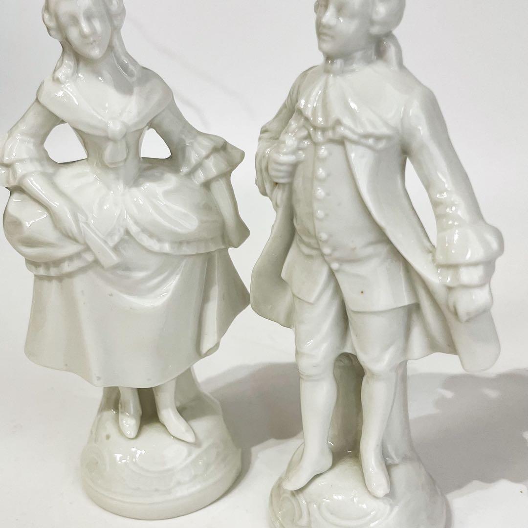 カポディモンテスタイル　貴族の男女　フィギュリン　一対