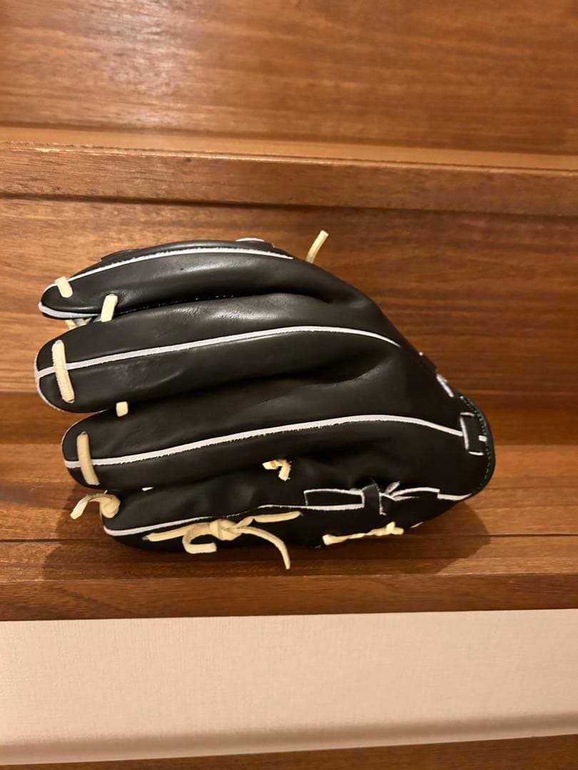 硬式・軟式兼用　黒　ライナーバック　グリス追加済み　投手用