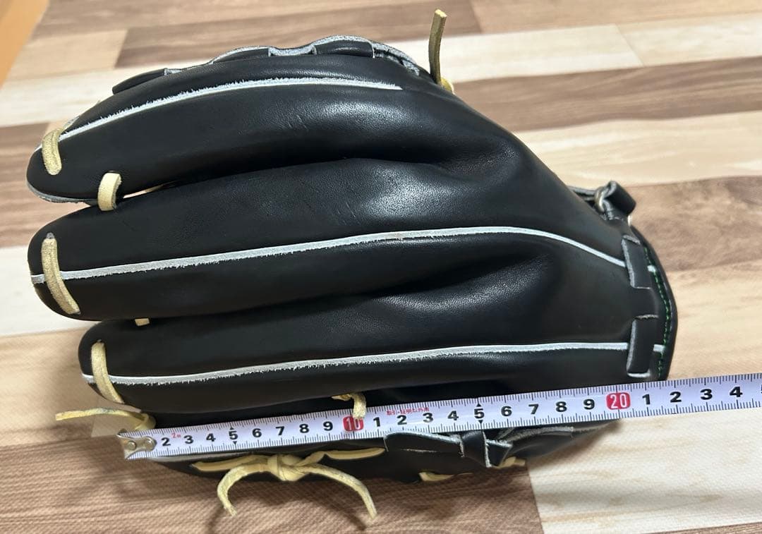 硬式・軟式兼用　黒　ライナーバック　グリス追加済み　投手用